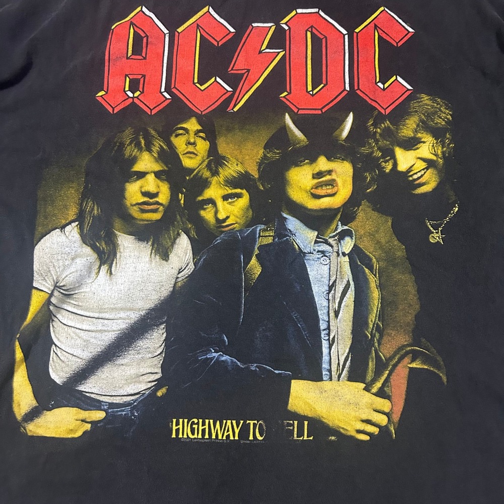 AC/DC Highway to Hell Band Graphic T-Shirt Black Gildan XL 2001 Copyright - Picture 2 of 7
